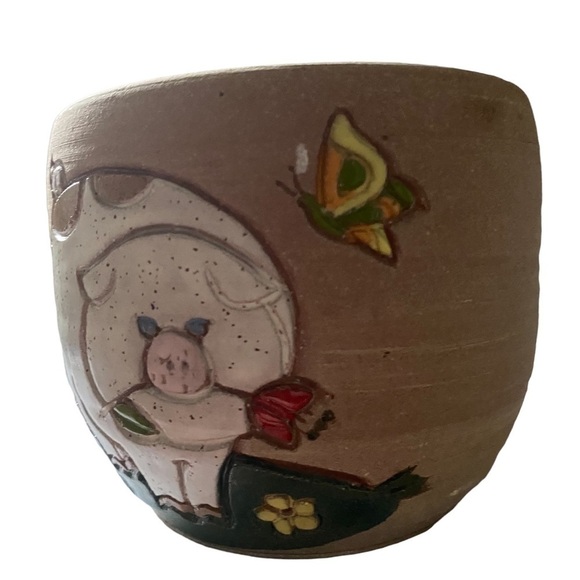 Vintage Signed Hand Painted Pottery Pig Butterfly Motif 1985 - Picture 4 of 8